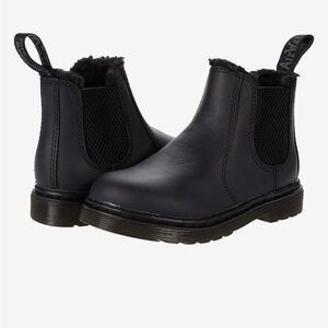 Dr. Martens Black leather Leonore Mono #2976  chelsea faux fur sherpa boot